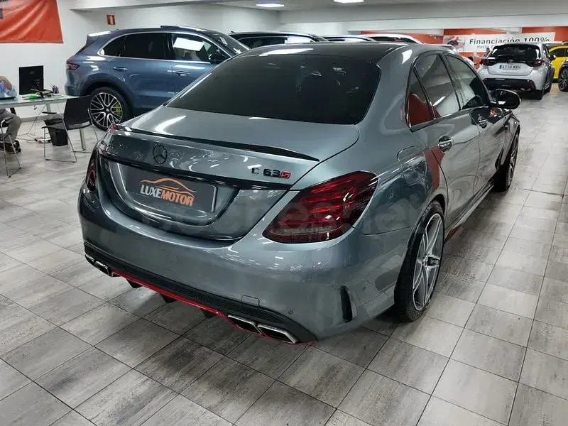 Usado Mercedes C63S AMG 510 CV (375 kW) 2017 Gris / plata Berlina