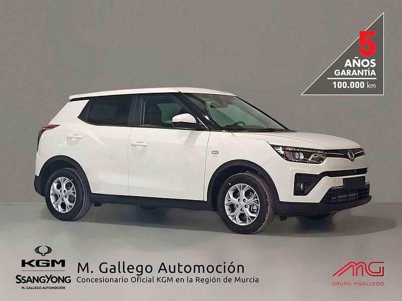 Negro Usado 2022 Ssangyong (KGM) Tivoli SUV | 14.900 € (Precio justo) - Imagen 1/4