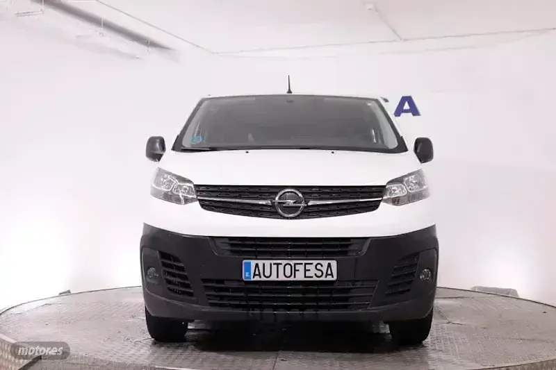 Usado Opel Vivaro 102 CV (75 kW) 2022 Blanco Monovolumen