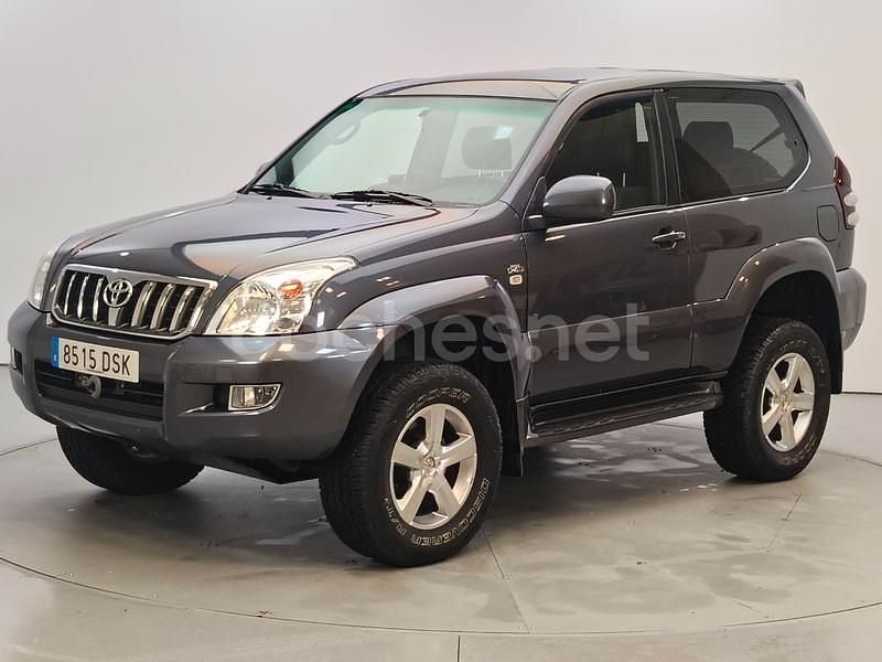 Gris / plata Usado 2005 Toyota Land Cruiser SUV | 31.200 € - Imagen 1/4