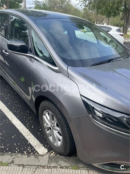 Usado Renault Espace Intens 130 CV (95 kW) 2018 Gris / plata Monovolumen