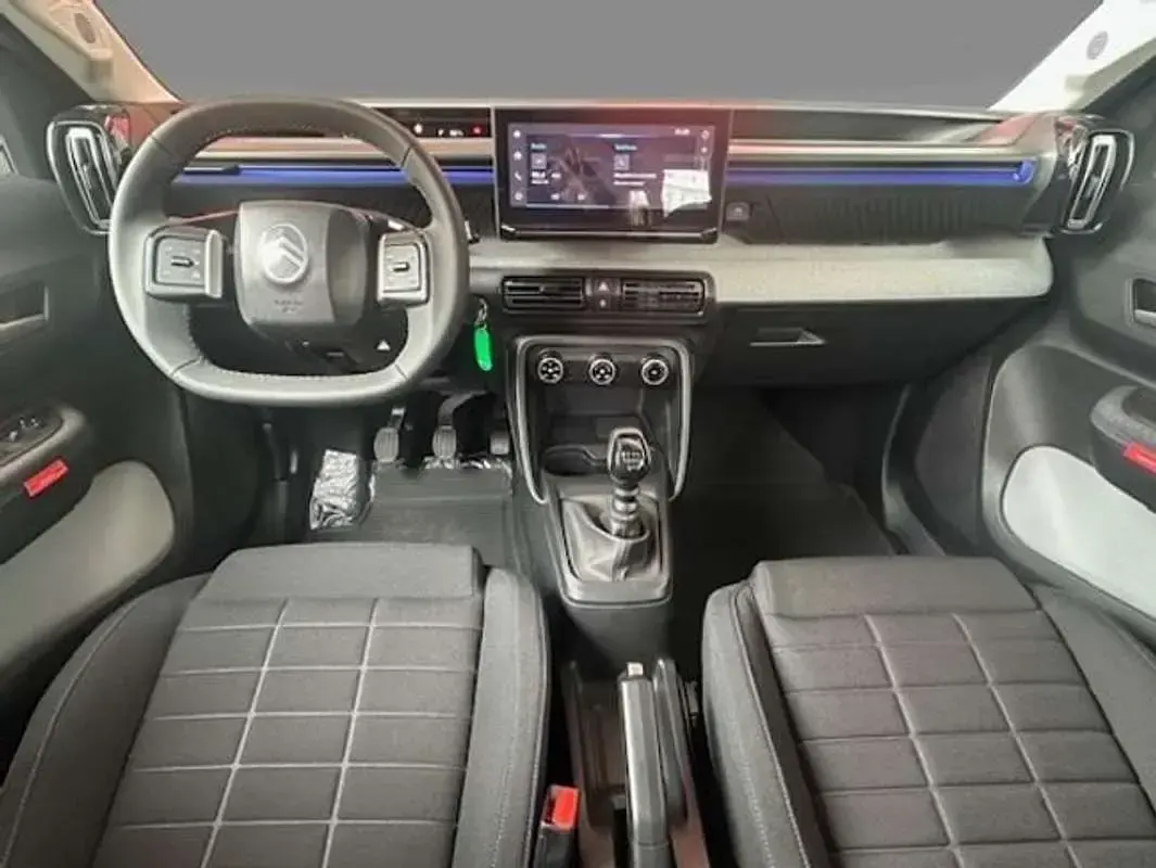 Usado Citroën C3 101 HP (74 kW) 2025 Vermelho SUV