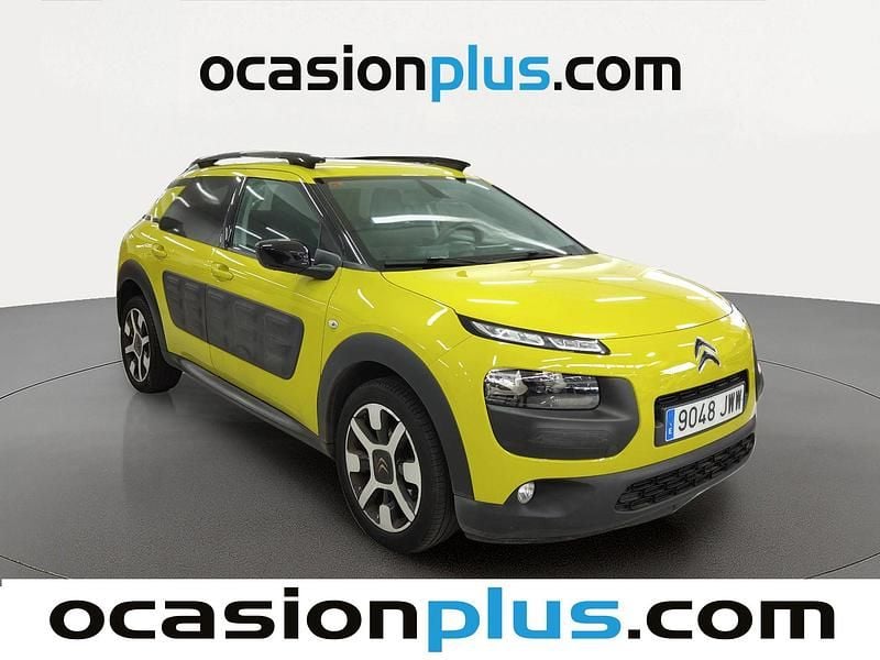 Begagnad Citroën C4 Cactus Feel 82 HK (60 kW) 2017 Gul Halvkombi