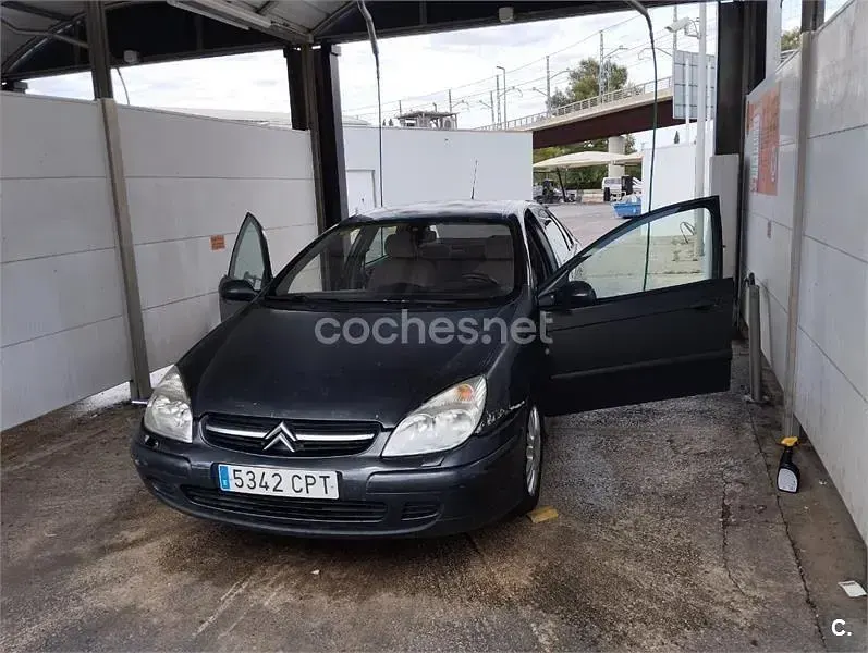 Usado Citroën C5 110 CV (80 kW) 2003 Negro Berlina