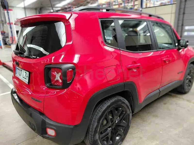 Usado Jeep Renegade Night Eagle 120 CV (88 kW) 2022 Rojo SUV