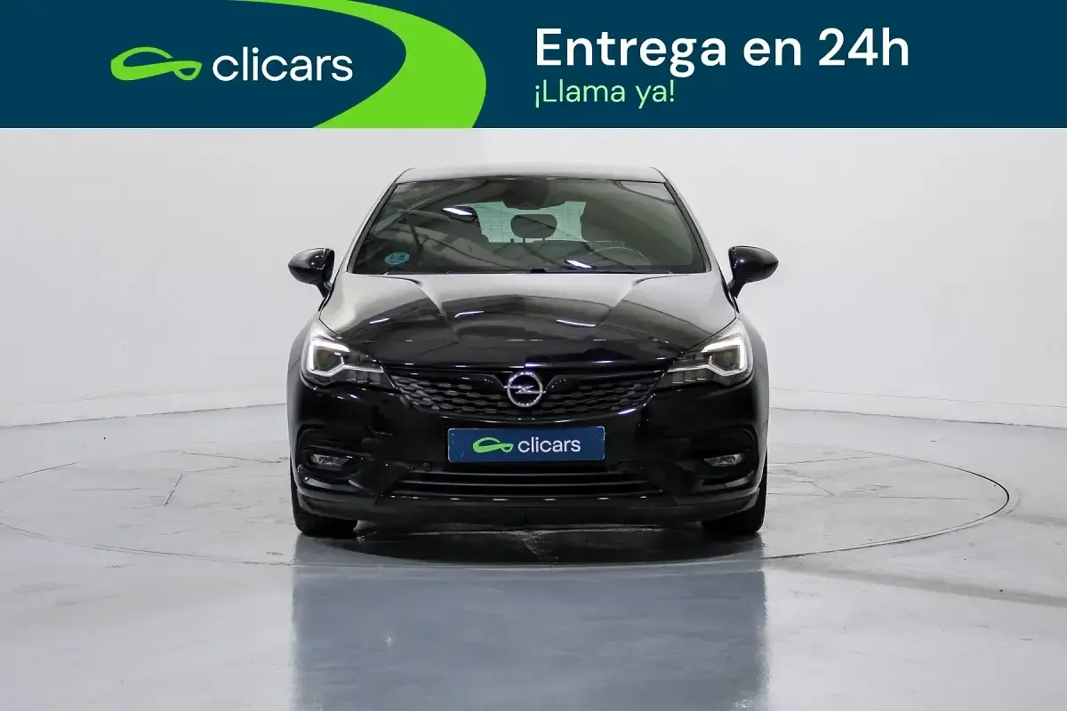 Usado Opel Astra Ultimate 145 CV (106 kW) 2021 Negro Berlina