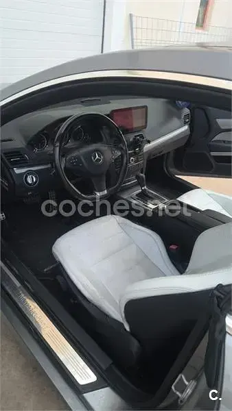 Usado Mercedes E350 Elegance 231 CV (169 kW) 2009 Gris / plata Coupe