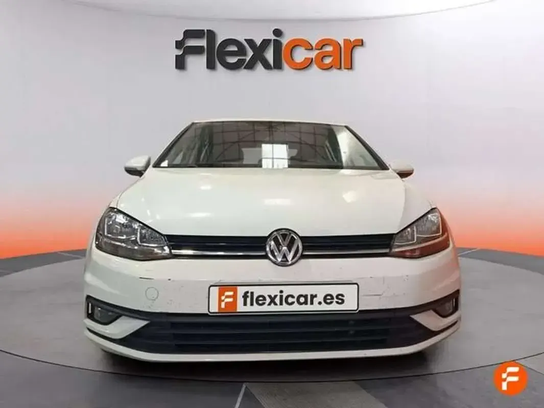 Usado VW Golf VII Advance 110 CV (80 kW) 2017 Blanco Utilitario
