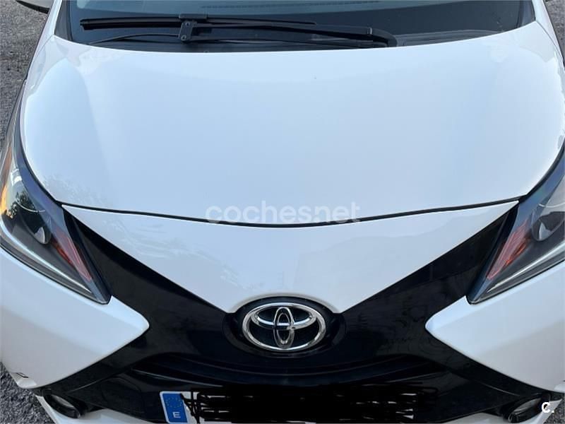 Blanco Usado 2016 Toyota Aygo X-cite Utilitario | 5900 € (Buen precio) - Imagen 1/4