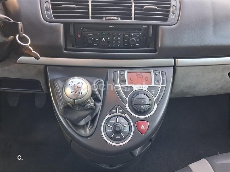 Usado Citroën C8 Exclusive 138 CV (101 kW) 2007 Gris / plata Monovolumen