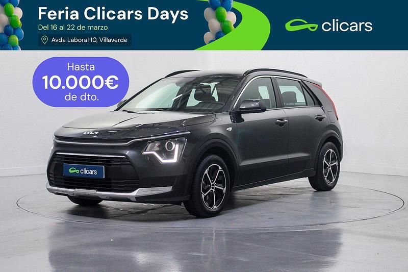 Usado Kia Niro 141 CV (103 kW) 2023 Gris SUV