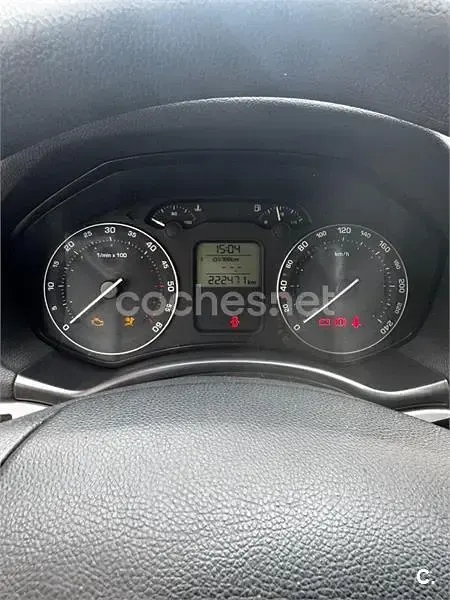 Usado Skoda Octavia Active 105 CV (77 kW) 2006 Beige Berlina
