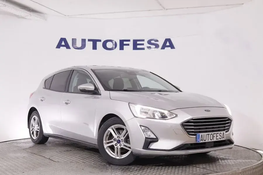 Usado Ford Focus Titanium 120 CV (88 kW) 2018 Negra