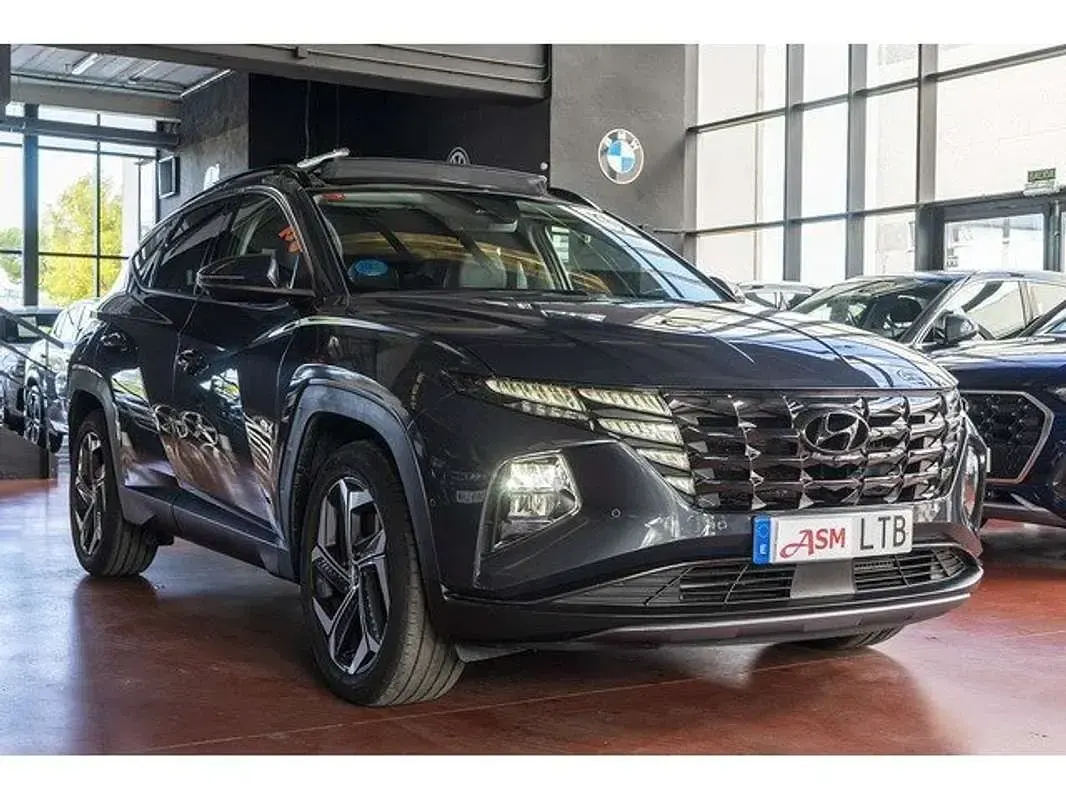 Usado Hyundai Tucson Style 265 CV (194 kW) 2021 Gris SUV
