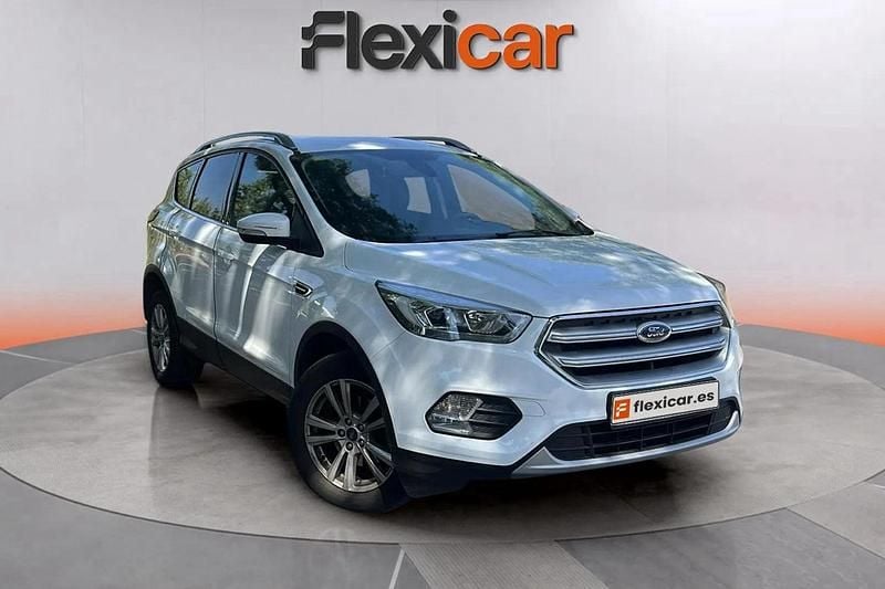 Blanco Usado 2018 Ford Kuga Trend+ SUV | 14.990 € (Buen precio) - Imagen 1/4