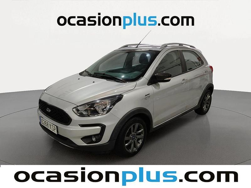Usado Ford Ka Plus Active 86 CV (63 kW) 2018 Gris plata Utilitario