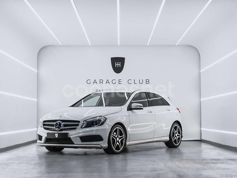 Usado Mercedes A200 AMG line 136 CV (100 kW) 2015 Blanco Berlina