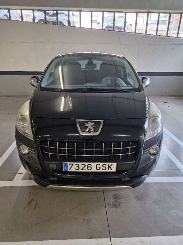 Negro Usado 2010 Peugeot 3008 Sport Monovolumen | 5500 € (Precio justo) - Imagen 1/4
