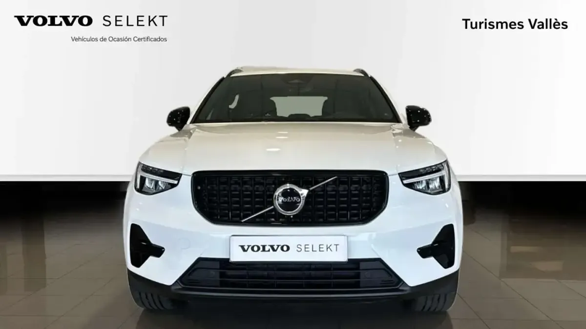 Brugt Volvo XC40 Plus 2025 Hvid SUV