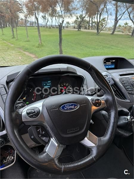 Usado Ford Tourneo Trend 130 CV (95 kW) 2016 Negro Monovolumen