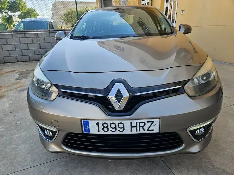 Usado Renault Fluence Dynamique 110 CV (80 kW) 2013 Beige Berlina