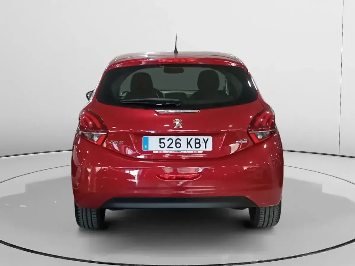 Usado Peugeot 208 Allure 110 CV (80 kW) 2017 Rojo Utilitario
