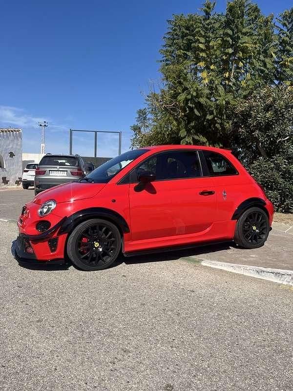 Usado Abarth 595 Pista 165 CV (121 kW) 2020 Rojo Utilitario