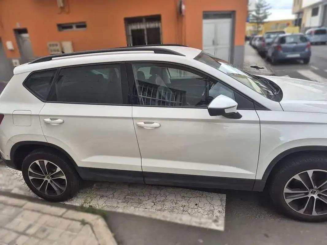Usado Seat Ateca Ecomotive 116 CV (85 kW) 2023 Blanco SUV