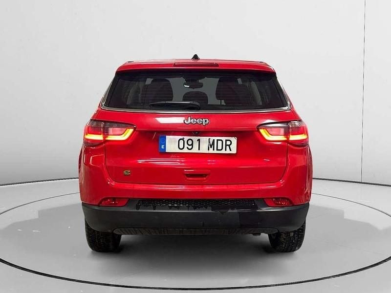 Usado Jeep Compass Night Eagle 131 CV (96 kW) 2023 Rojo SUV