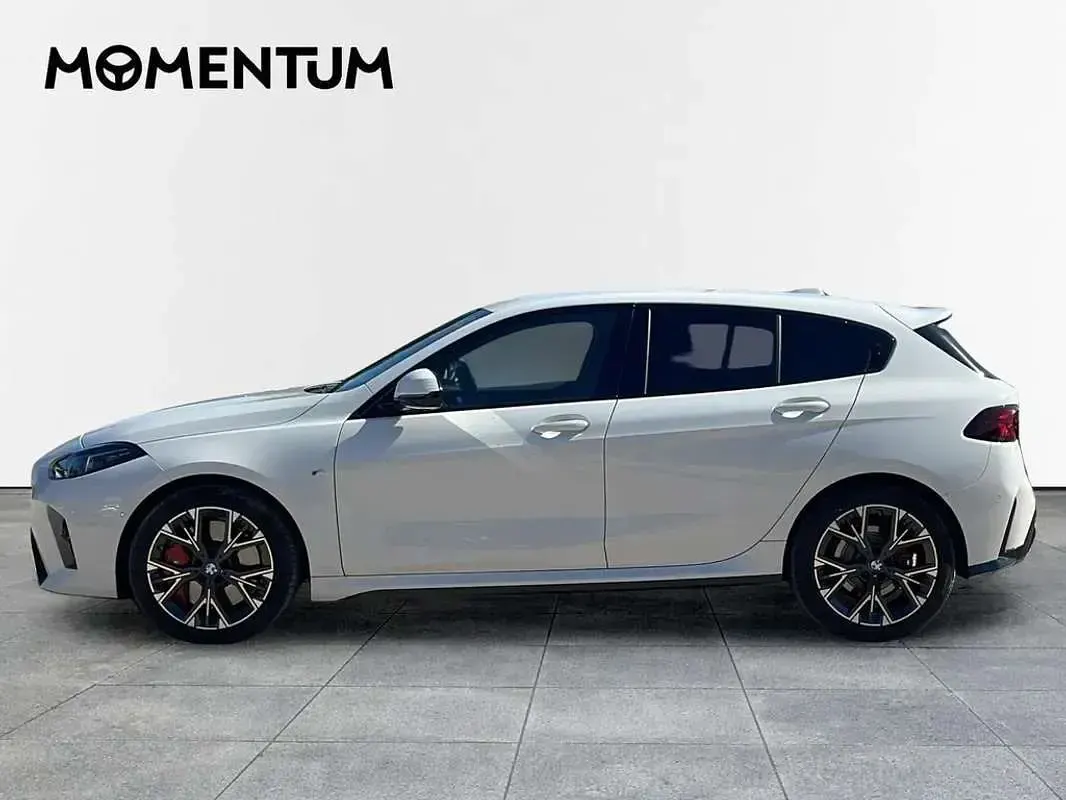 Usado BMW 118 Comfort Edition 150 CV (110 kW) 2025 Blanco Utilitario