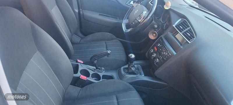 Usado Citroën C4 2012 Blanco Berlina