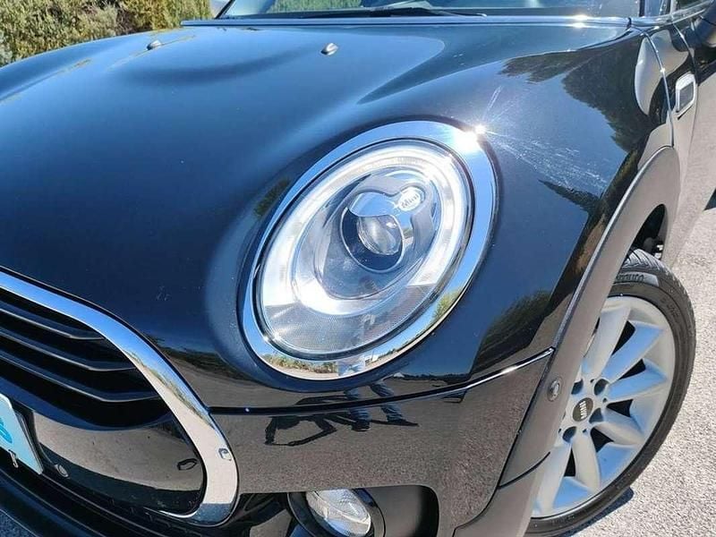 Usado Mini Cooper D 150 CV (110 kW) 2018 Negro Utilitario