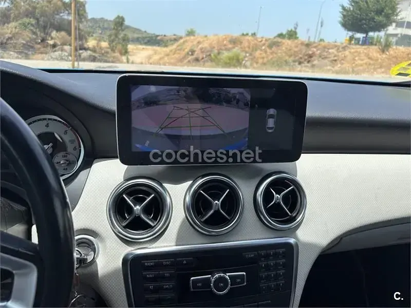 Usado Mercedes A180 Urban 109 CV (80 kW) 2014 Azul Utilitario