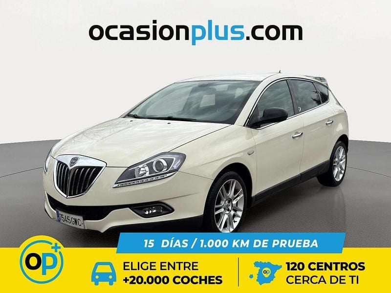 Usado Lancia Delta 165 CV (121 kW) 2010 Blanco Utilitario