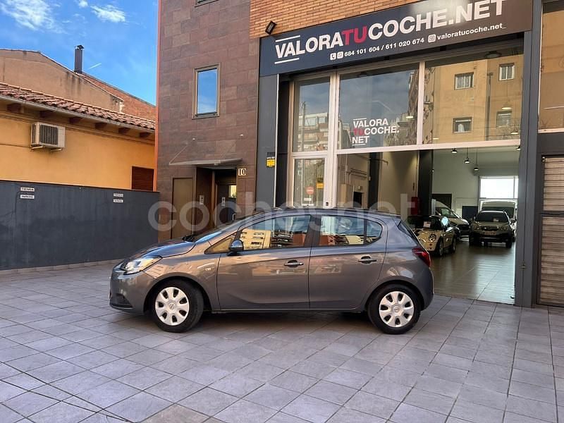 Usado Opel Corsa Selective 90 CV (66 kW) 2016 Gris / plata Berlina