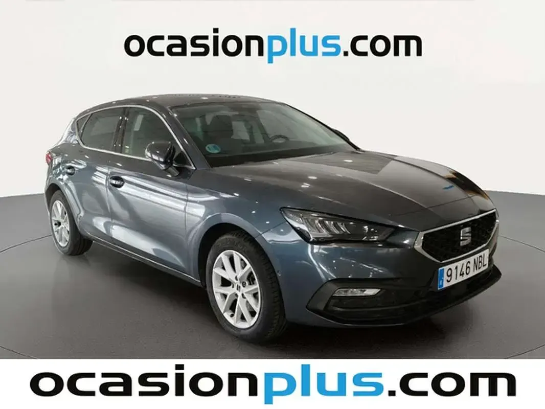Usado Seat Leon Style 116 CV (85 kW) 2025 Gris Utilitario