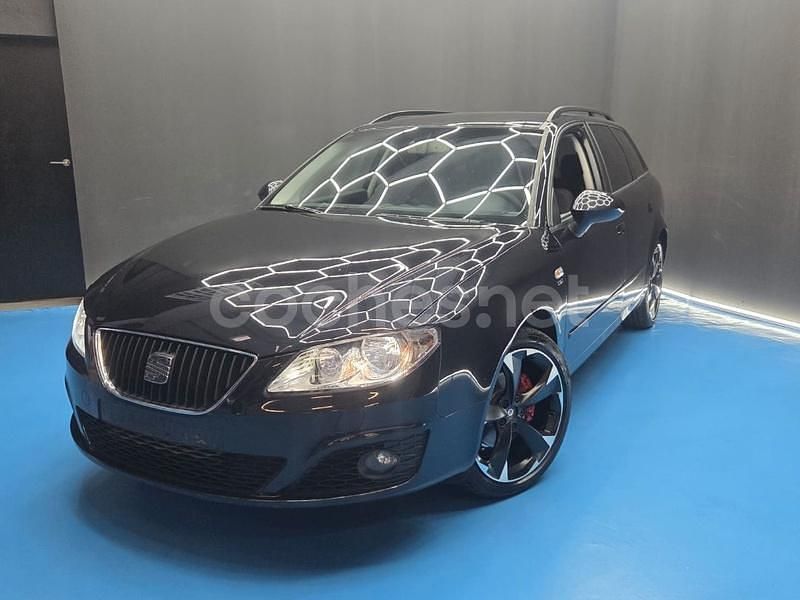Negro Usado 2011 Seat Exeo Reference Familiar | 8490 € (Un poco caro) - Imagen 1/4
