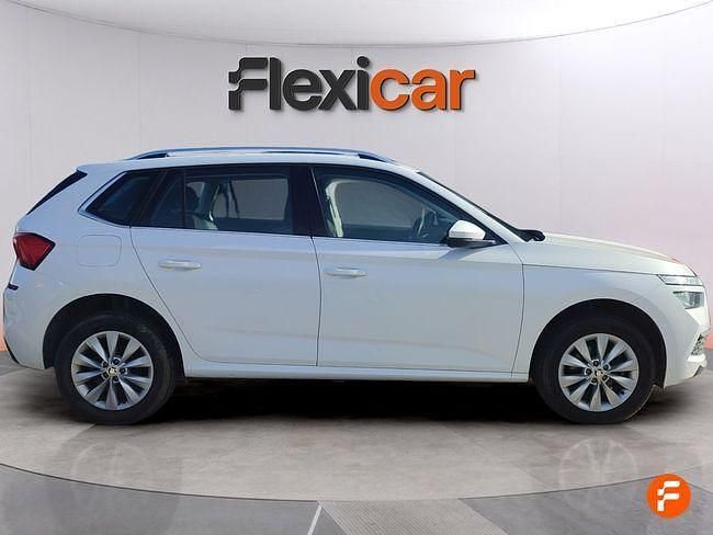 Usado Skoda Kamiq Ambition 110 CV (80 kW) 2021 Blanco SUV