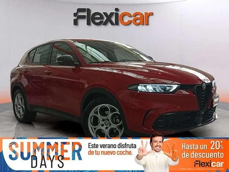 Rojo Usado 2023 Alfa Romeo Tonale Sprint SUV | 22.990 € - Imagen 1/4