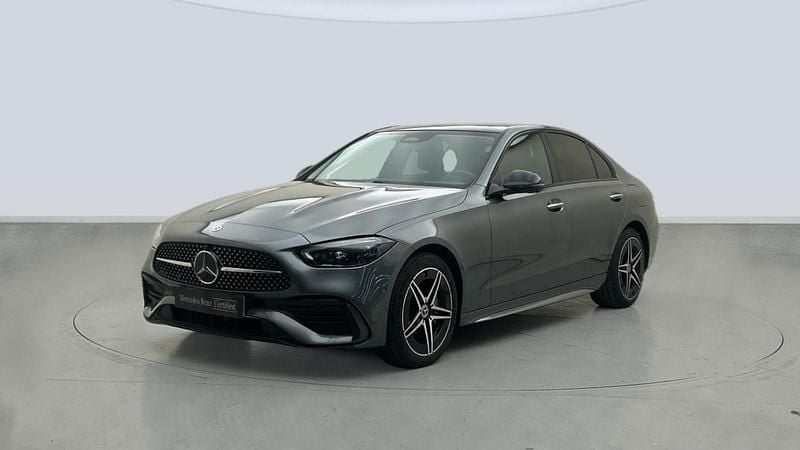 Gris Usado 2025 Mercedes C300 Familiar | 52.900 € (Buen precio) - Imagen 1/4