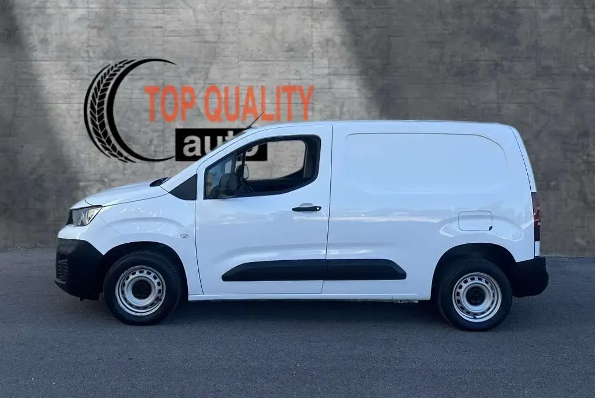Usado Peugeot Partner S 102 CV (75 kW) 2021 Blanco Monovolumen