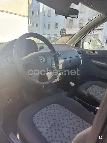 Usado Skoda Fabia 64 CV (47 kW) 2007 Negro Berlina
