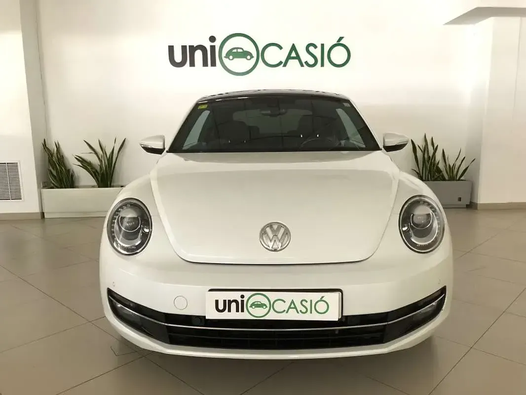 Usado VW Beetle 105 CV (77 kW) 2014 Blanco Utilitario