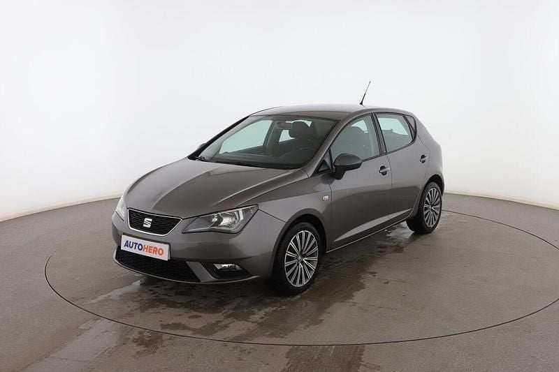 Usado Seat Ibiza CONNECT 90 CV (66 kW) 2017 Gris Utilitario