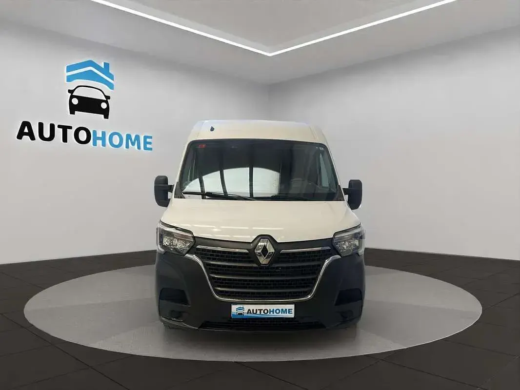 Usado Renault Master R.S. 150 CV (110 kW) 2023 Blanco Monovolumen