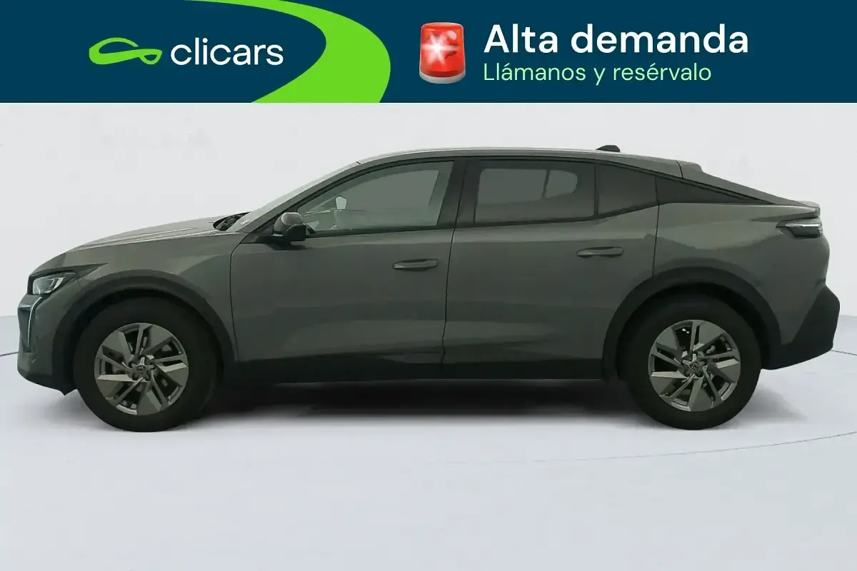 Usado Peugeot 408 Allure 136 CV (100 kW) 2025 Gris SUV