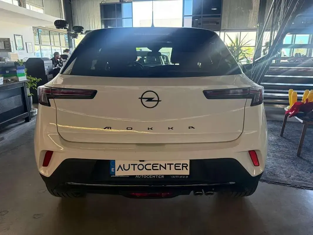 Usado Opel Mokka Edition 136 CV (100 kW) 2023 Blanco SUV