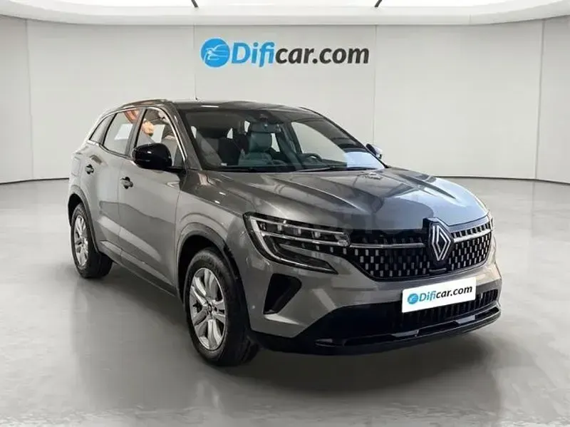 Usado Renault Austral Equilibre 141 CV (103 kW) 2023 Gris / plata SUV