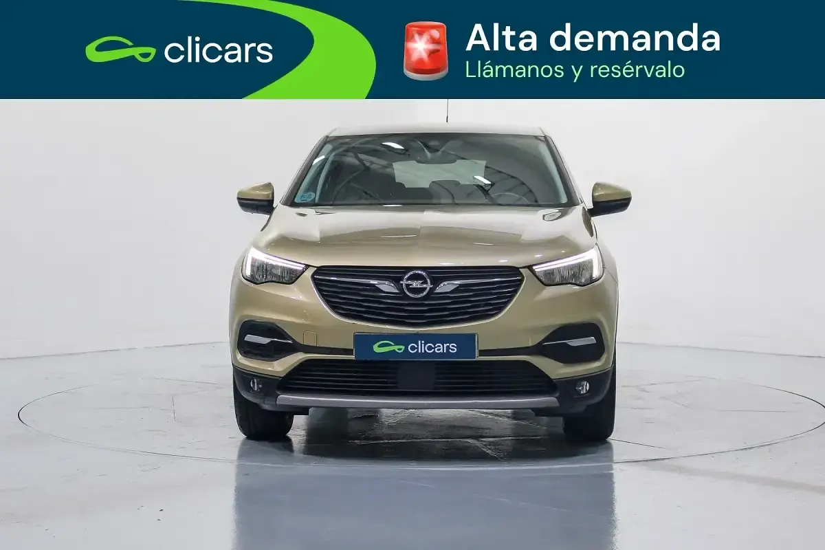 Usado Opel Grandland X Selective 120 CV (88 kW) 2018 Amarillo SUV