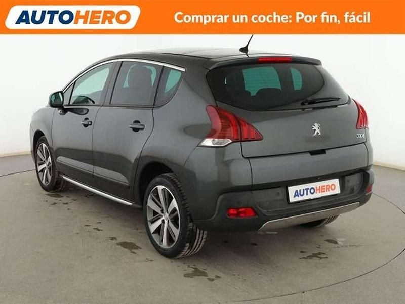 Usado Peugeot 3008 Allure 131 CV (96 kW) 2016 Gris Monovolumen